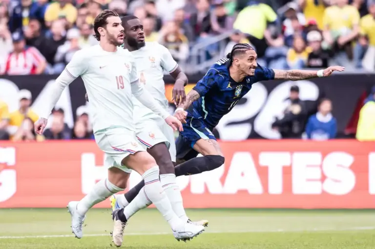 FC Barcelona News Today – Club Fears Worst With Raphinha Injury