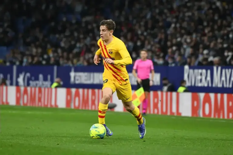 Gavi’s Barcelona role squeezed as Rodri takes over Flick’s midfield