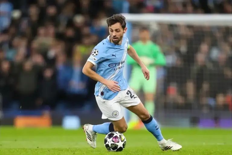 Manchester City Legend Bernardo Silva Waits For FC Barcelona Offer