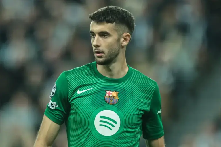 Chasing a Clean Sheet: FC Barcelona’s Joan Garcia Faces His Biggest European Challenge Against Newcastle