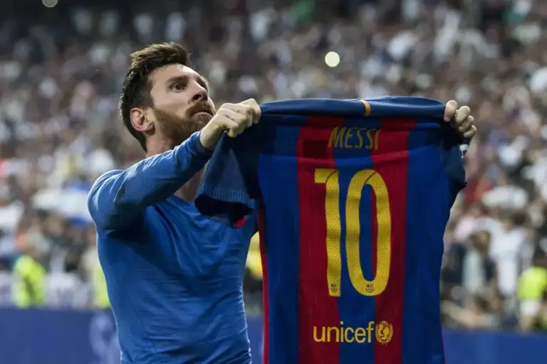 OTD in Barcelona History: Lionel Messi Makes the Bernabeu Remember His Name in El Clasico (VIDEO)
