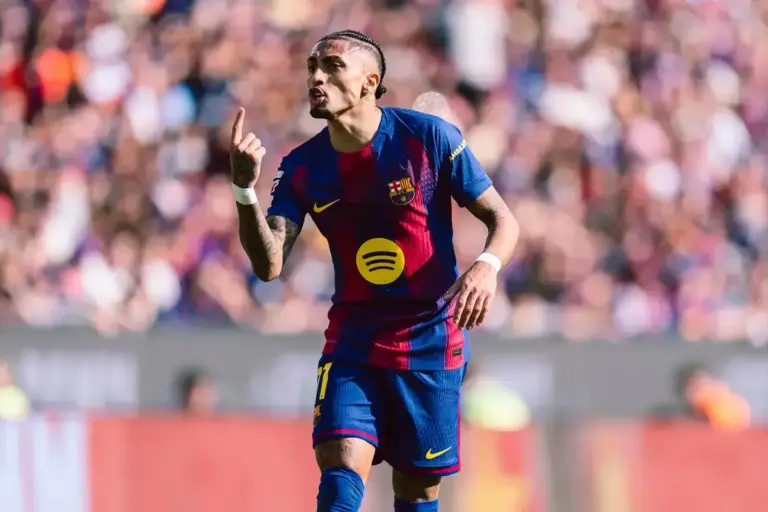 From Surviving the Favelas to the Barcelona Armband: Raphinha’s Raw Childhood