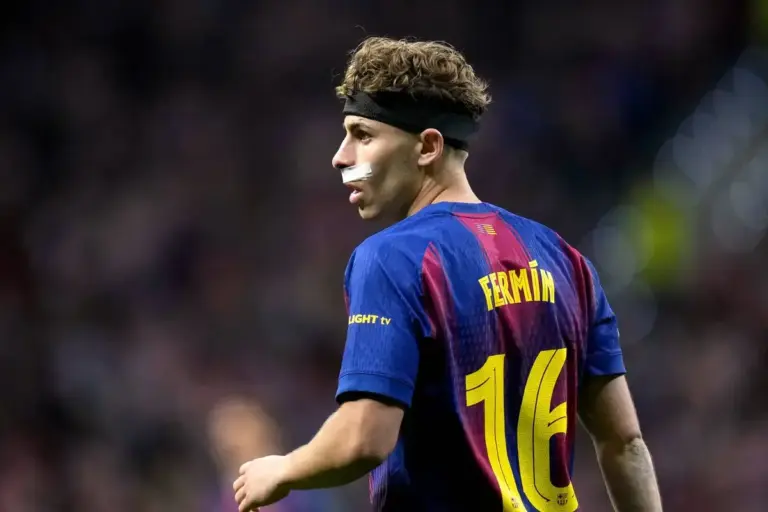 Barcelona Have a New Man in the Mask: Fermin Returns to Training