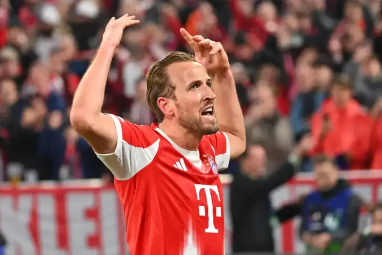 Should Barcelona Go After Bayern Munich Striker Harry Kane?