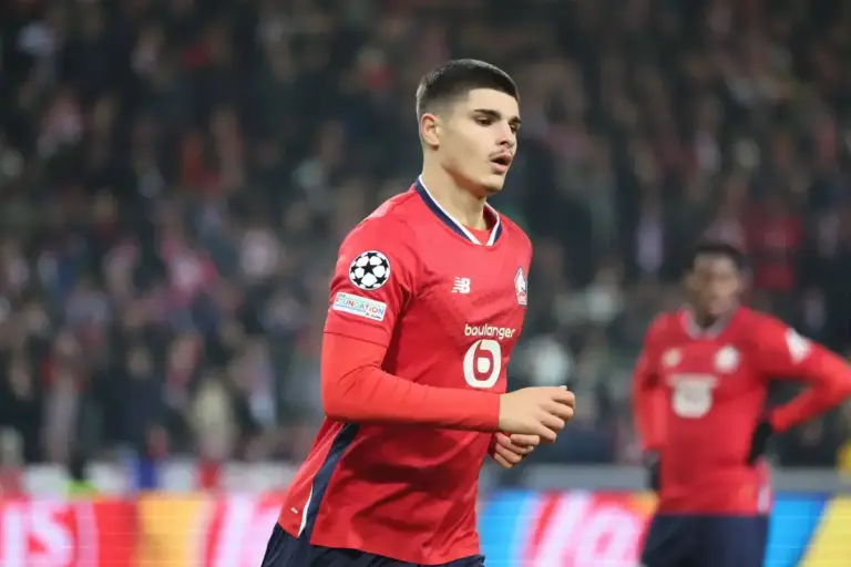 Reshad Rahman EXCLUSIVE – Barcelona Following Lille Forward Matías Fernández-Pardo