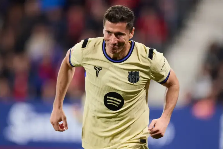 Barcelona News Today – Locker Room Believes Robert Lewandowski Will Leave