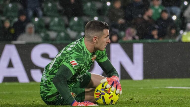 Iñaki Peña Closing In On Panathinaikos Move From Barcelona