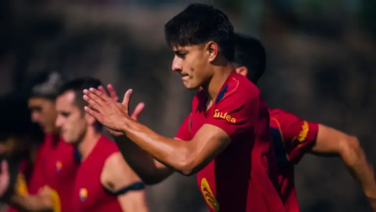 Brian Fariñas Girona Move: Why Barca’s Decision Hinges on Frenkie de Jong