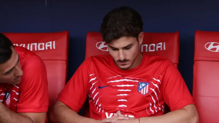 Joan Laporta hits out at Atletico Madrid over Julian Alvarez deal